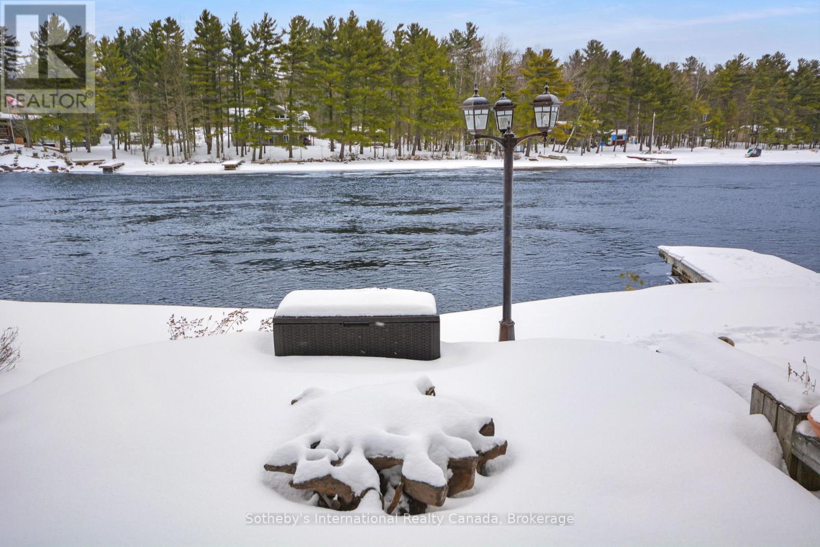 9492 Go Home Lake Shore, Georgian Bay, Ontario  P0C 1H0 - Photo 23 - X12752722