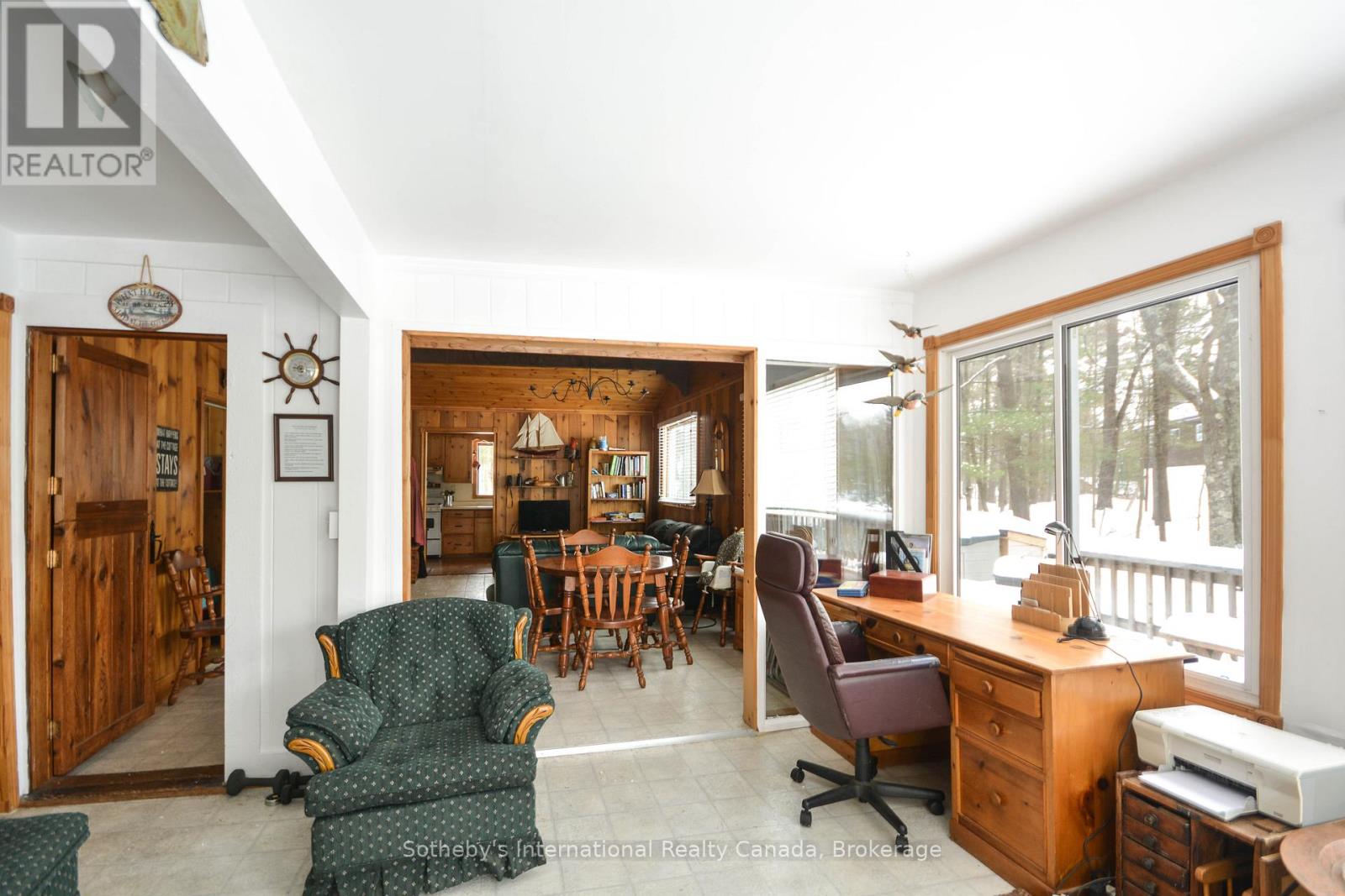 9492 Go Home Lake Shore, Georgian Bay, Ontario  P0C 1H0 - Photo 7 - X12752722