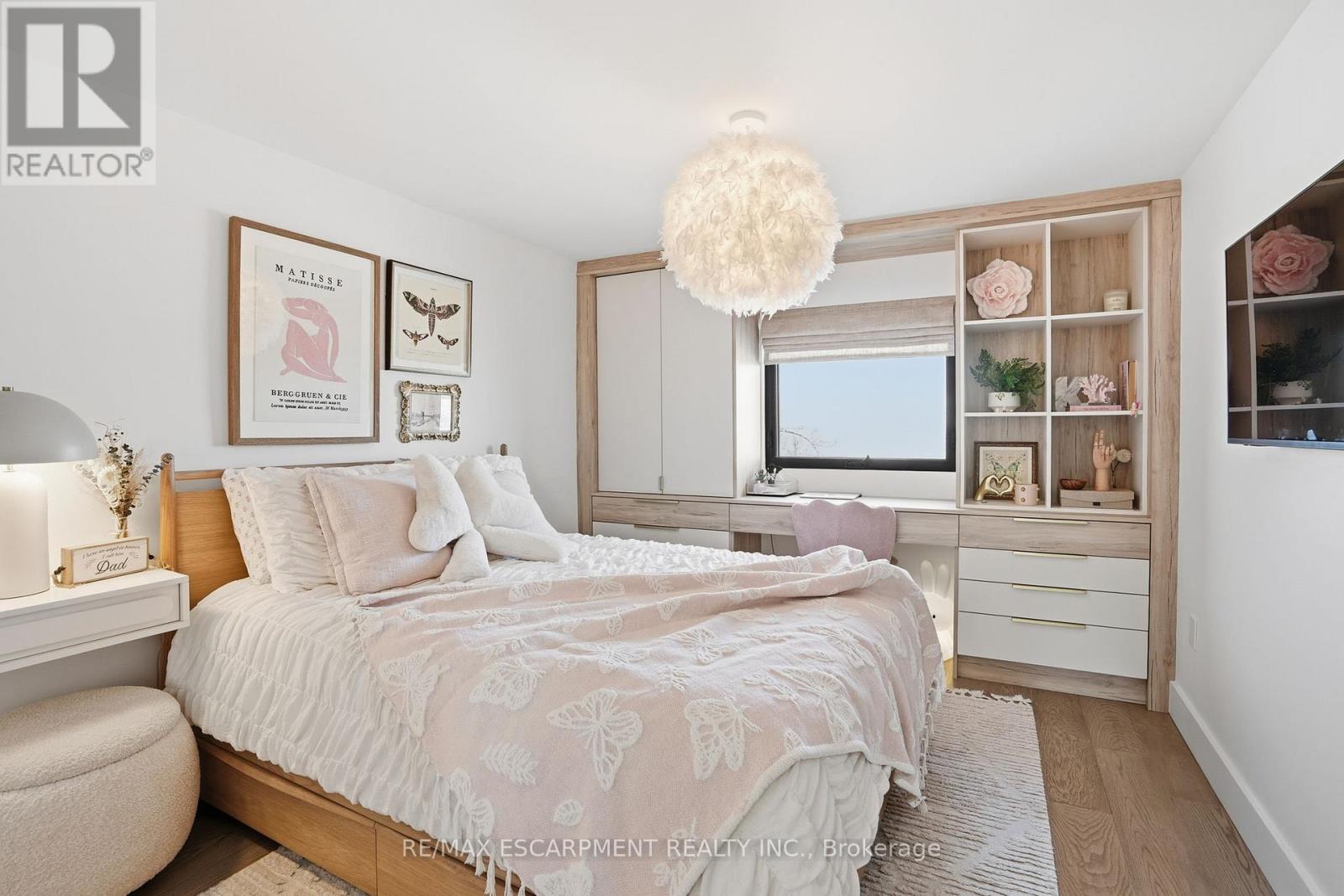 1311 Treeland Street, Burlington, Ontario  L7R 3T5 - Photo 18 - W12752708