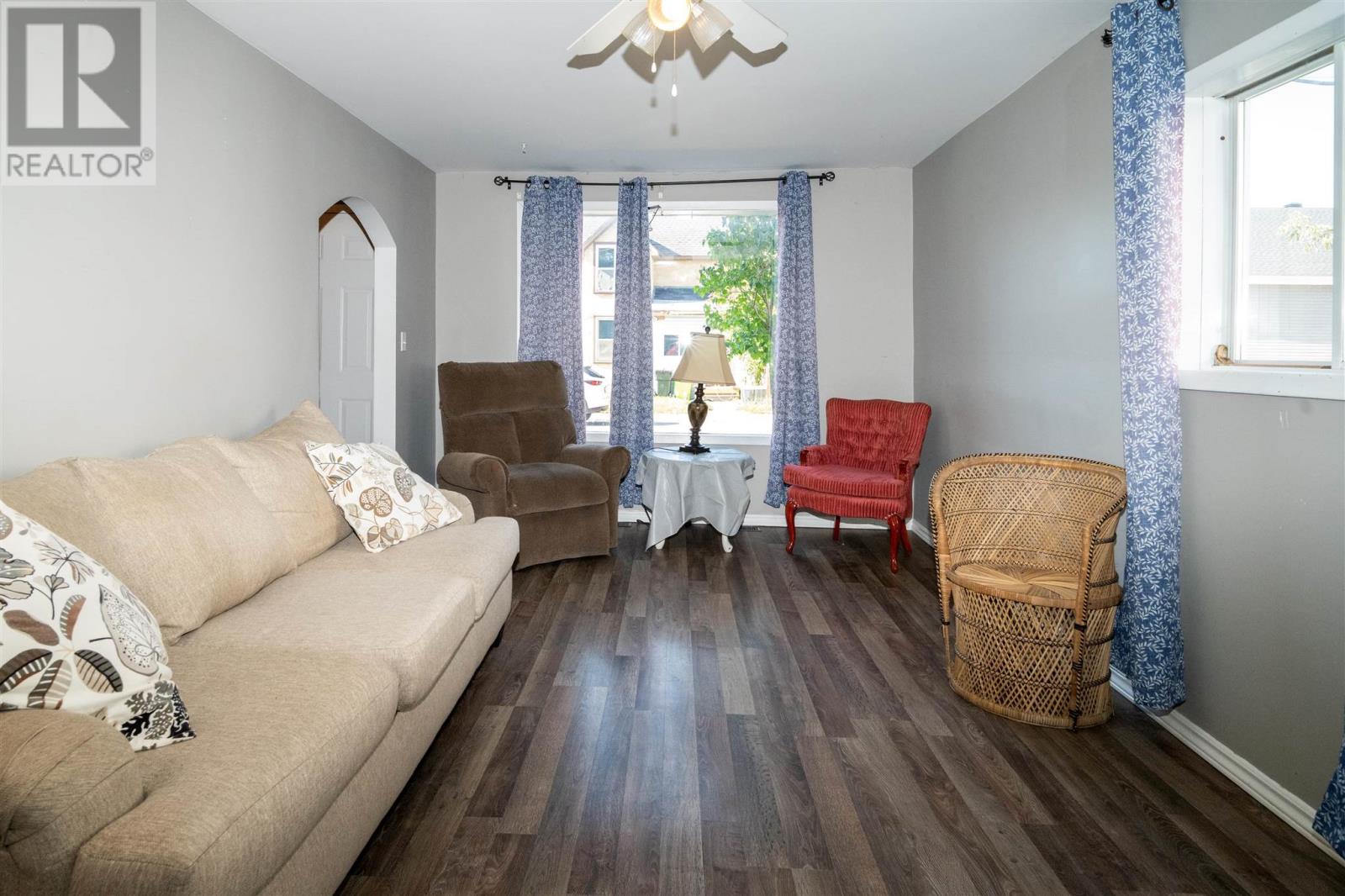 28 Blucher St, Sault Ste Marie, Ontario  P6A 2V4 - Photo 4 - SM252874