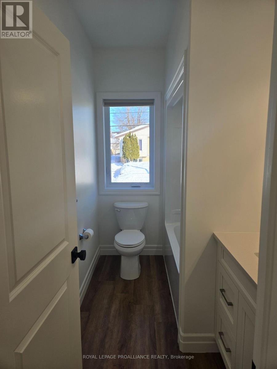 2 - 45 Heber Street, Quinte West (Trenton Ward), Ontario  K8V 1M8 - Photo 21 - X12752800