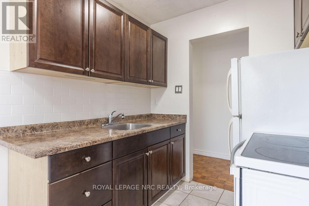 Unit 201 - 14 John Street, Grimsby, Ontario  L3M 1X5 - Photo 11 - X12752460