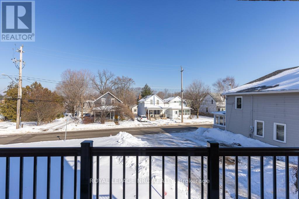 Unit 201 - 14 John Street, Grimsby, Ontario  L3M 1X5 - Photo 17 - X12752460