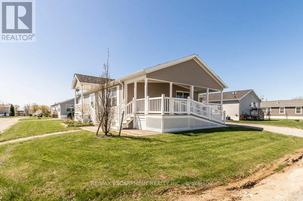 3 Copper Beech Drive, Haldimand, Ontario  N0A 1L0 - Photo 2 - X12752514