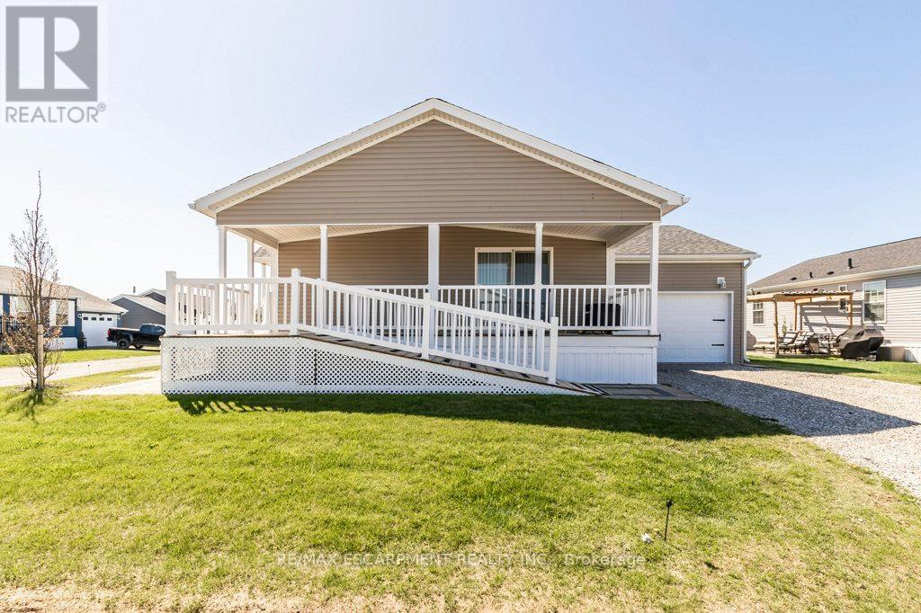 3 Copper Beech Drive, Haldimand, Ontario  N0A 1L0 - Photo 4 - X12752514