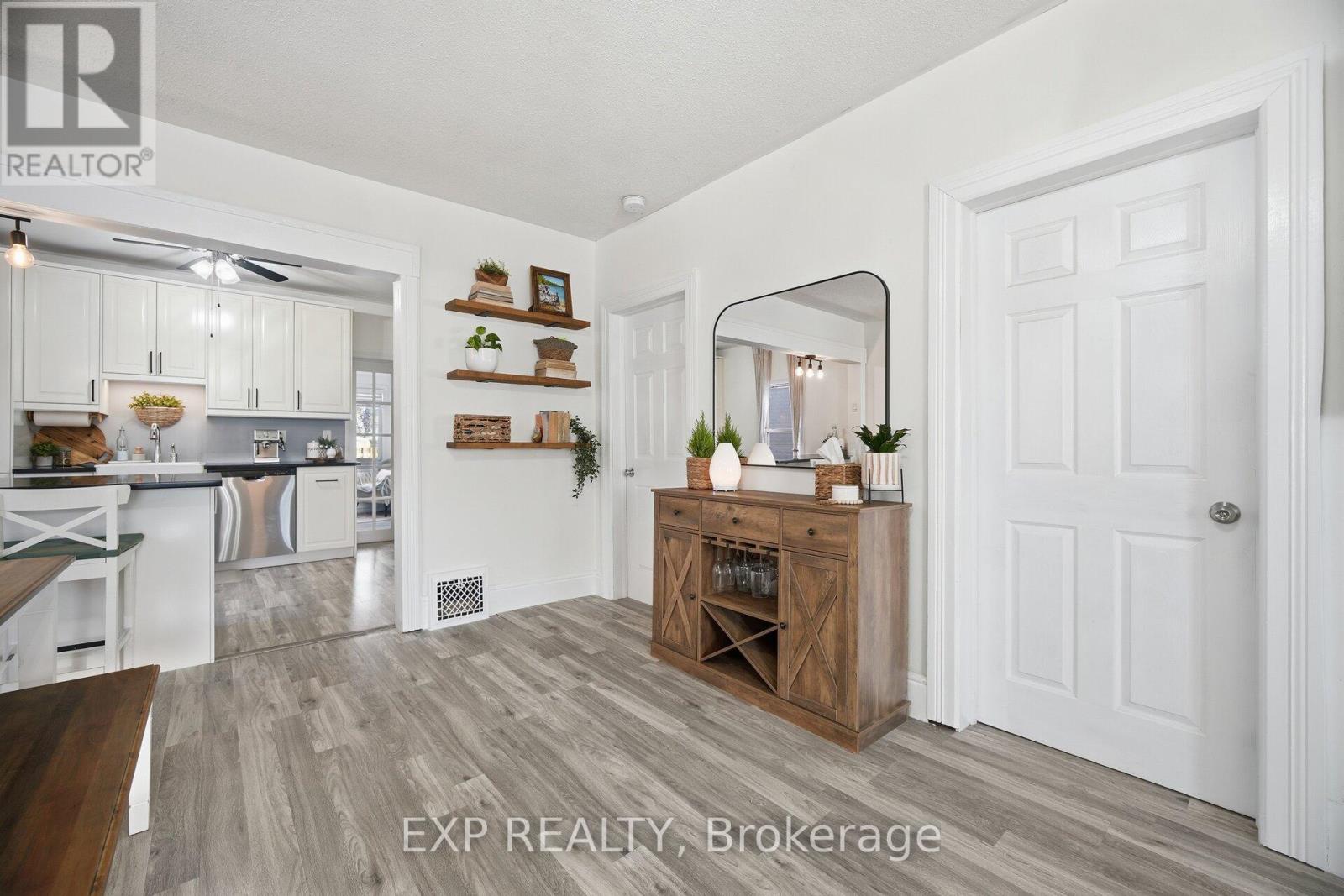 253 Murray Street, Brantford, Ontario  N3S 5S4 - Photo 8 - X12752544