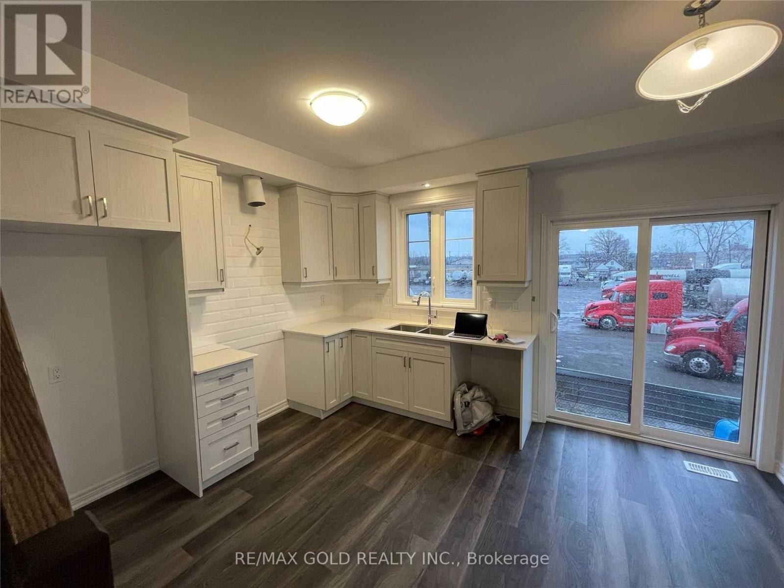 104 - 575 Woodward Avenue N, Hamilton, Ontario  L8H 0B3 - Photo 21 - X12752600