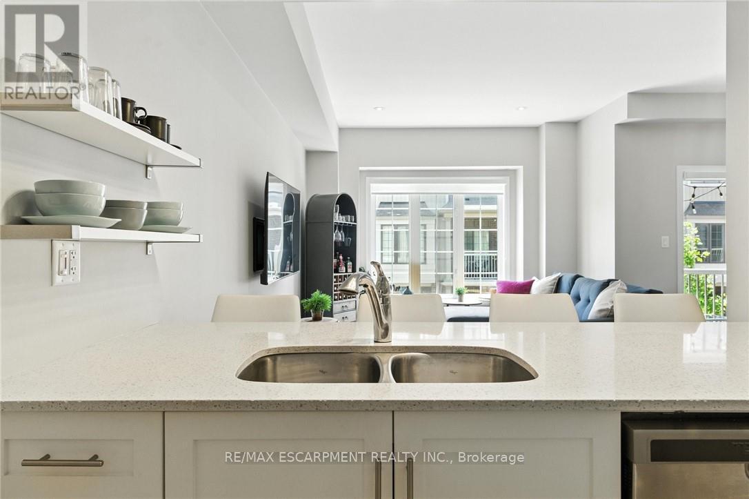 37 - 377 Glancaster Road, Hamilton, Ontario  L9G 0G4 - Photo 12 - X12752618