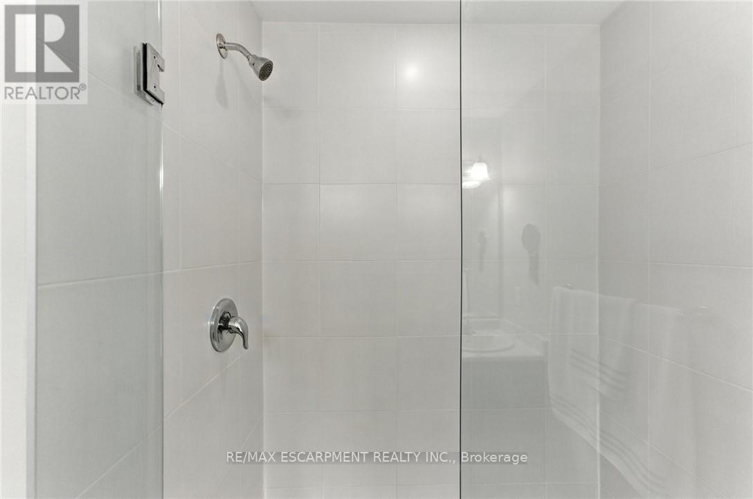 37 - 377 Glancaster Road, Hamilton, Ontario  L9G 0G4 - Photo 22 - X12752618