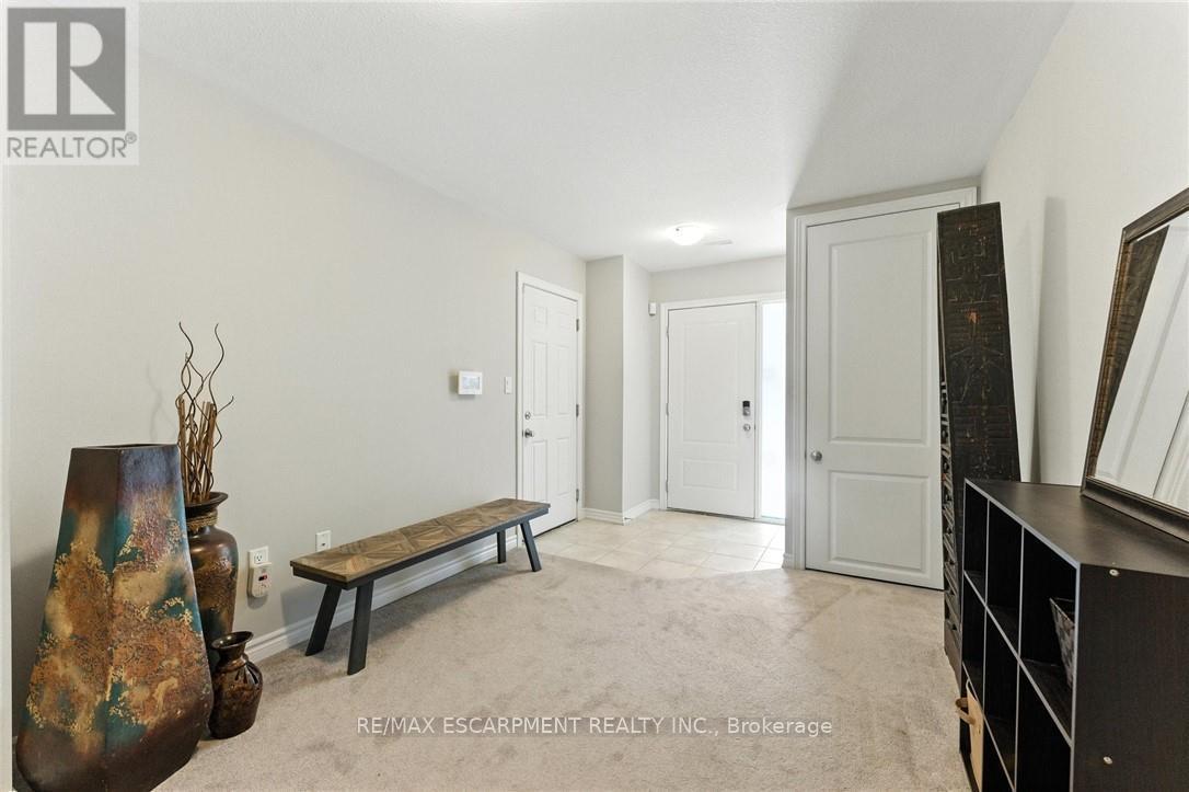 37 - 377 Glancaster Road, Hamilton, Ontario  L9G 0G4 - Photo 5 - X12752618