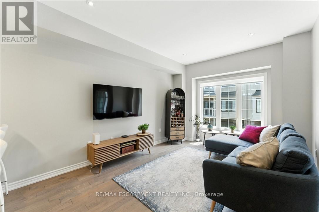 37 - 377 Glancaster Road, Hamilton, Ontario  L9G 0G4 - Photo 6 - X12752618