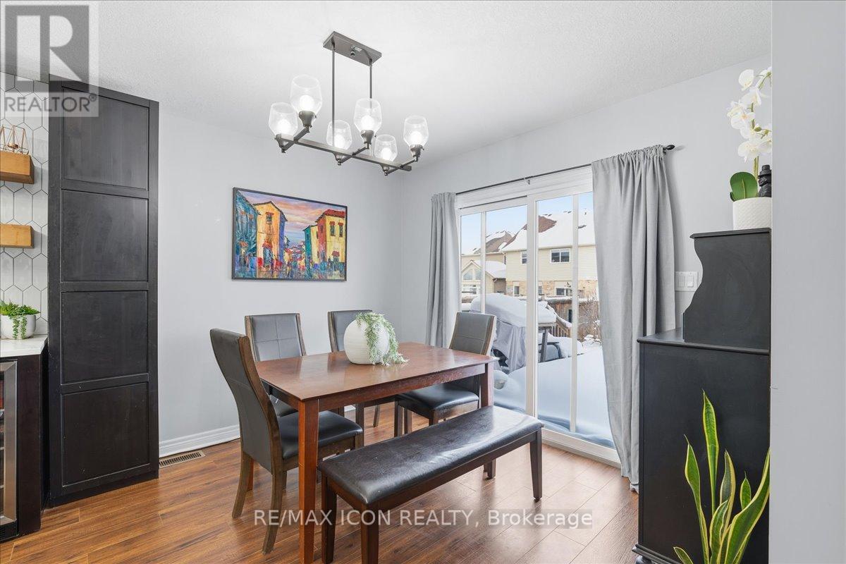 361 Sienna Crescent, Kitchener, Ontario  N2R 1T8 - Photo 10 - X12752628