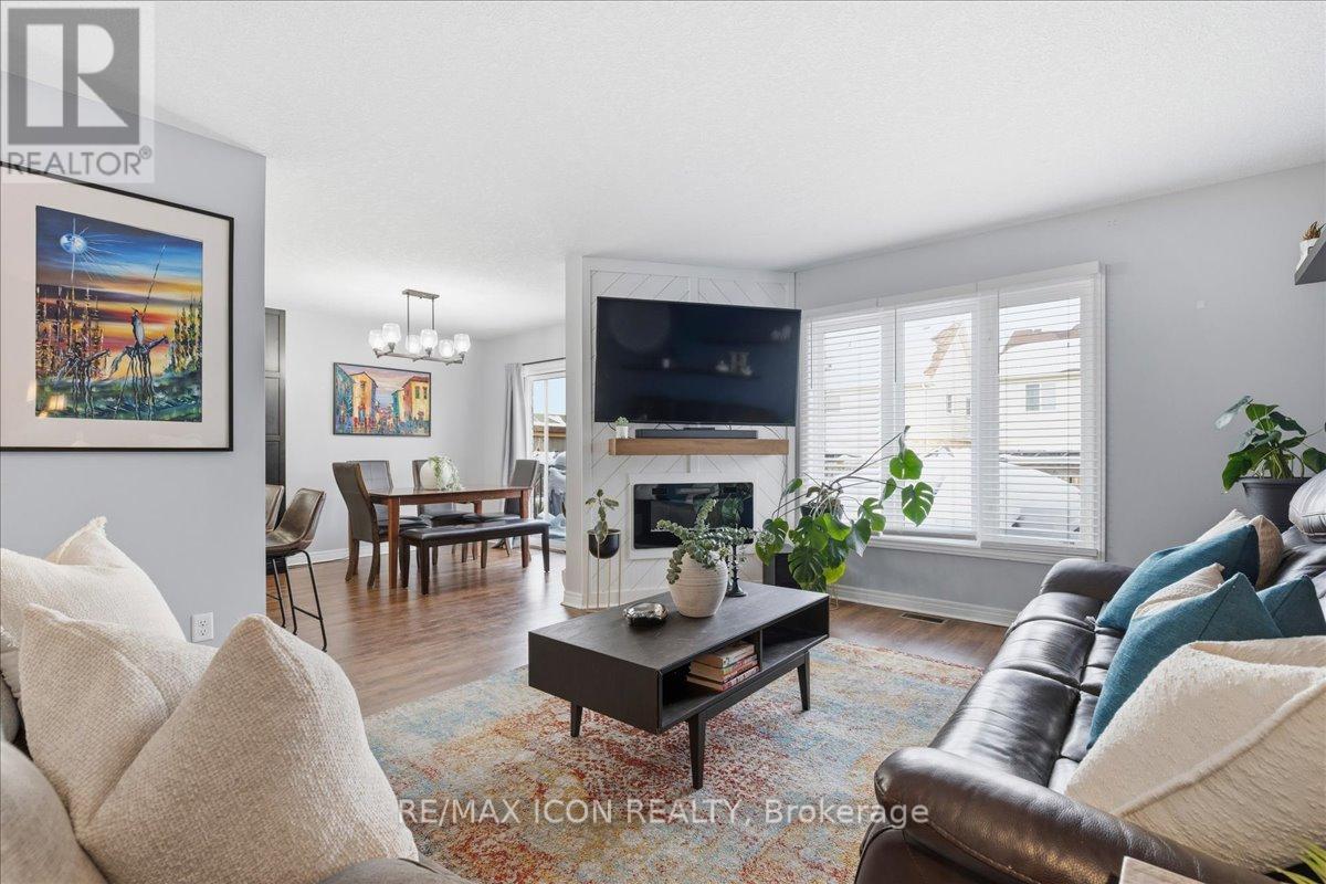 361 Sienna Crescent, Kitchener, Ontario  N2R 1T8 - Photo 12 - X12752628