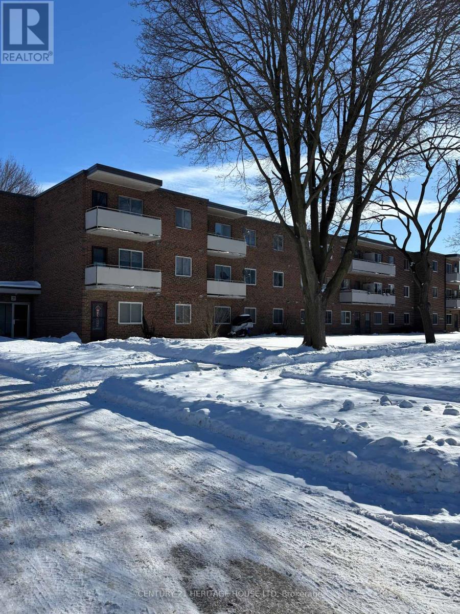 109 - 31 Parkside Drive S, St. Thomas, Ontario  N5R 3V1 - Photo 1 - X12752844