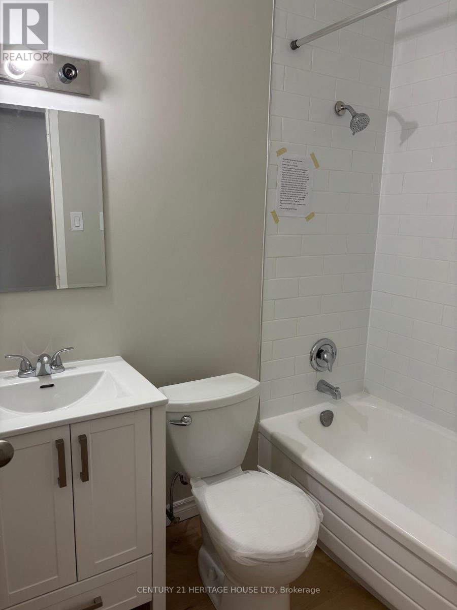 109 - 31 Parkside Drive S, St. Thomas, Ontario  N5R 3V1 - Photo 8 - X12752844