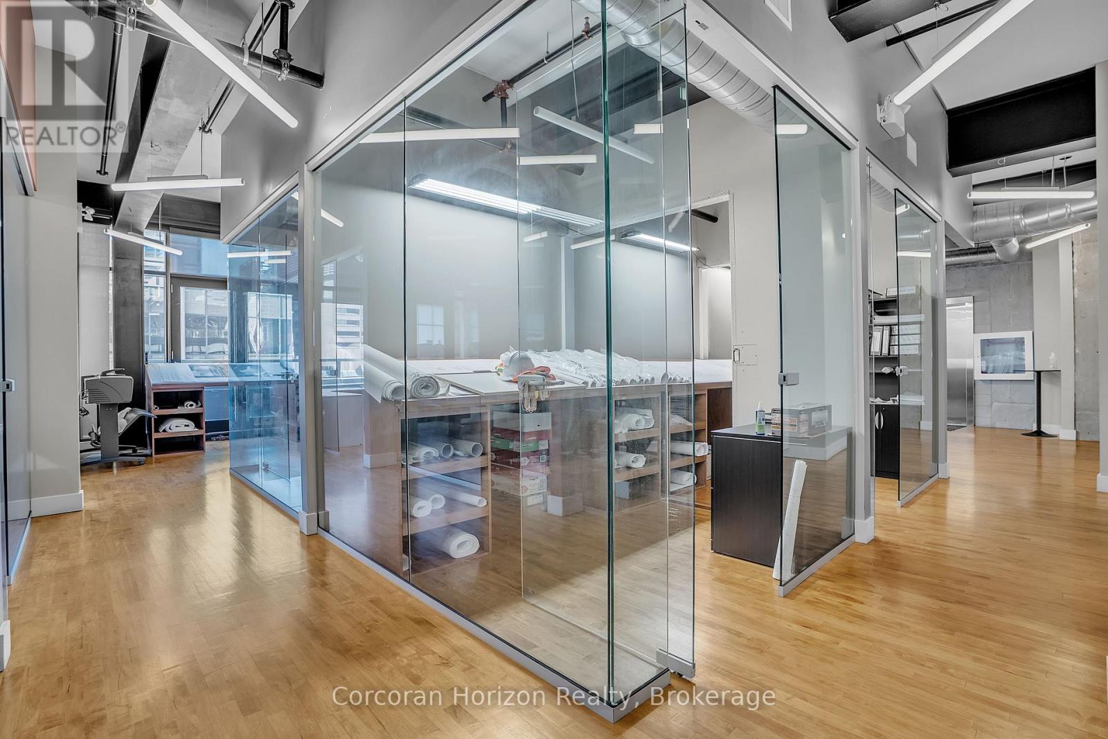 402 - 12 James Street N, Hamilton, Ontario  L8R 2J9 - Photo 9 - X12752826