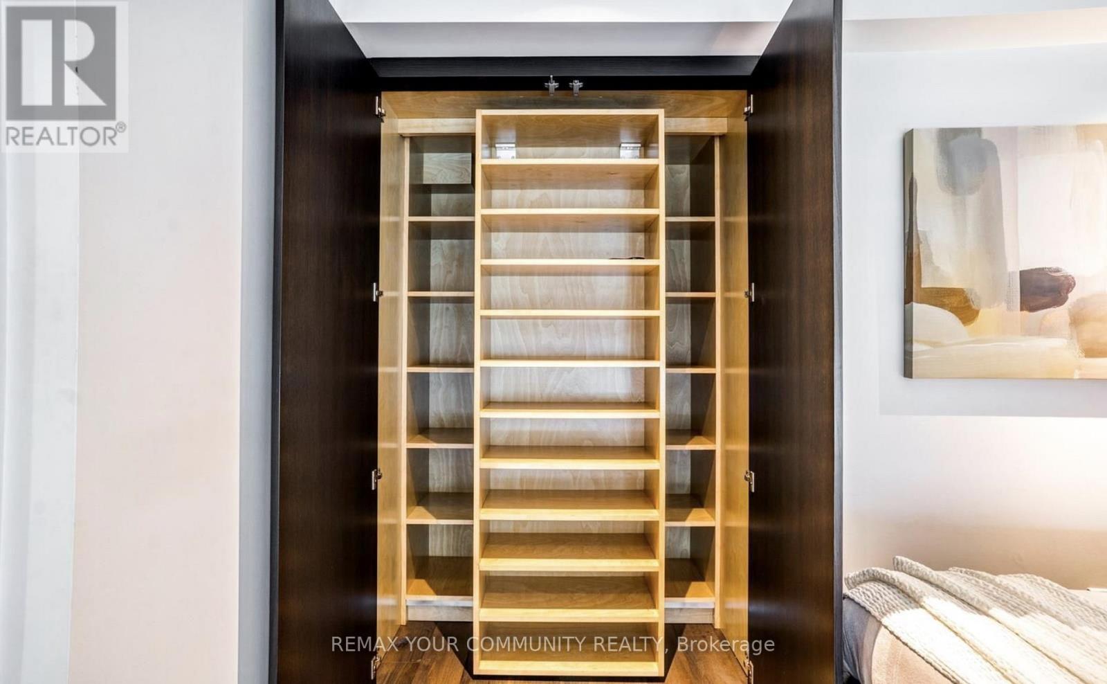 923 - 111 St. Clair Avenue W, Toronto (Yonge-St. Clair), Ontario  M4V 1N5 - Photo 15 - C12751000