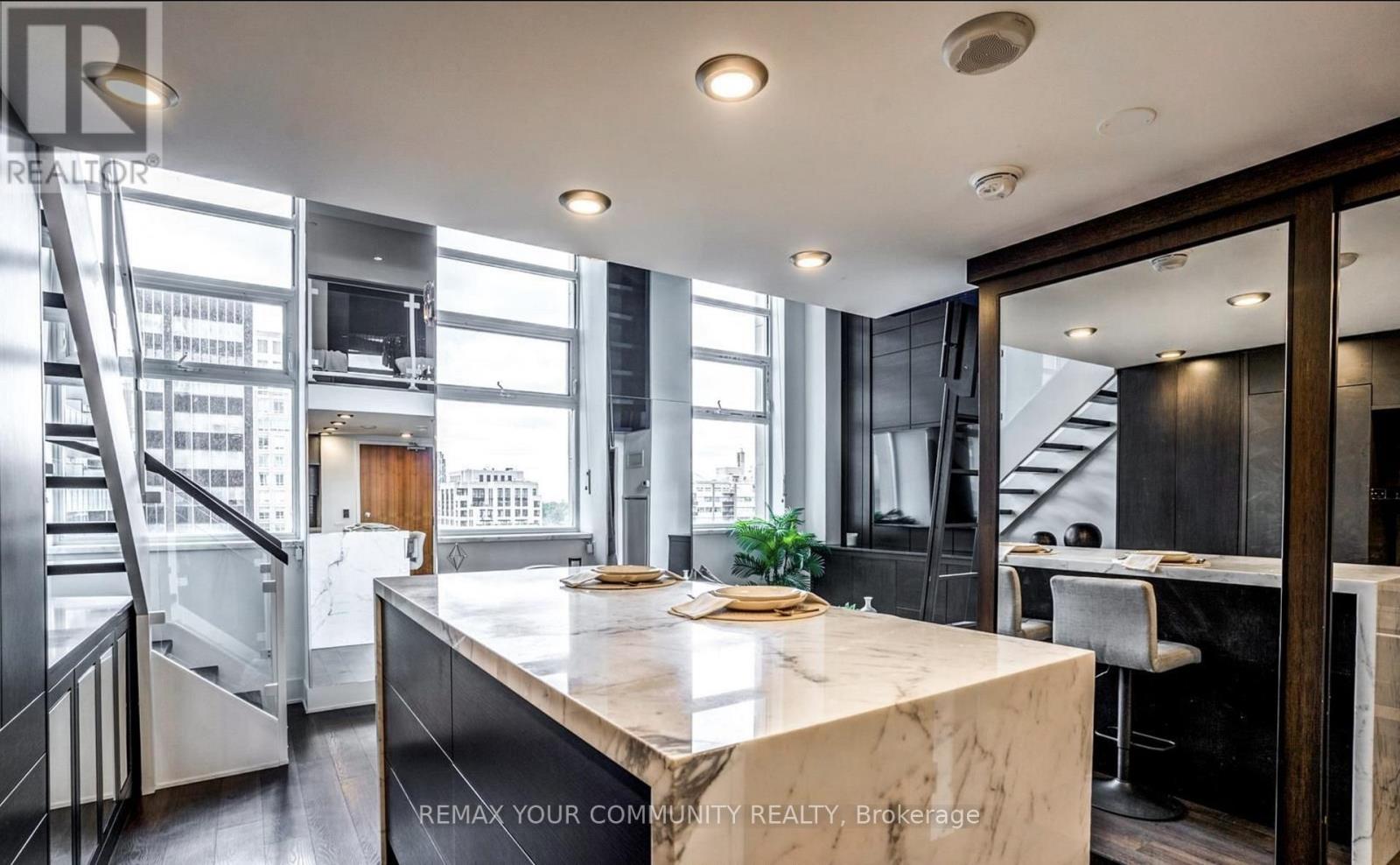 923 - 111 St. Clair Avenue W, Toronto (Yonge-St. Clair), Ontario  M4V 1N5 - Photo 8 - C12751000