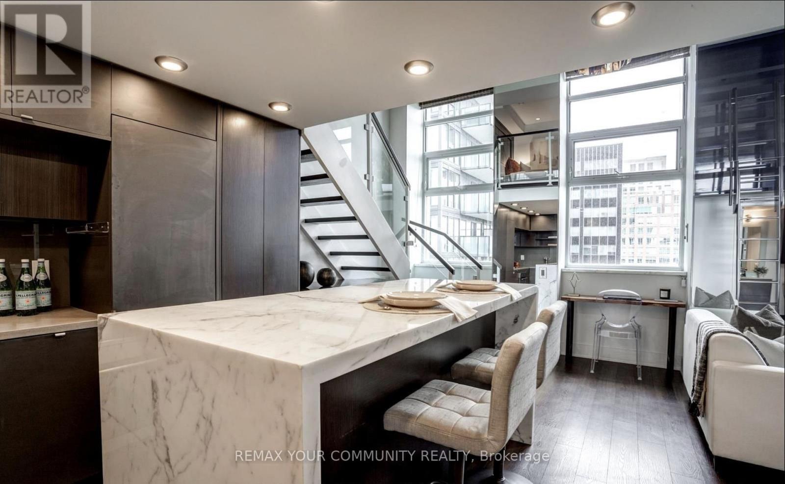 923 - 111 St. Clair Avenue W, Toronto (Yonge-St. Clair), Ontario  M4V 1N5 - Photo 5 - C12751000