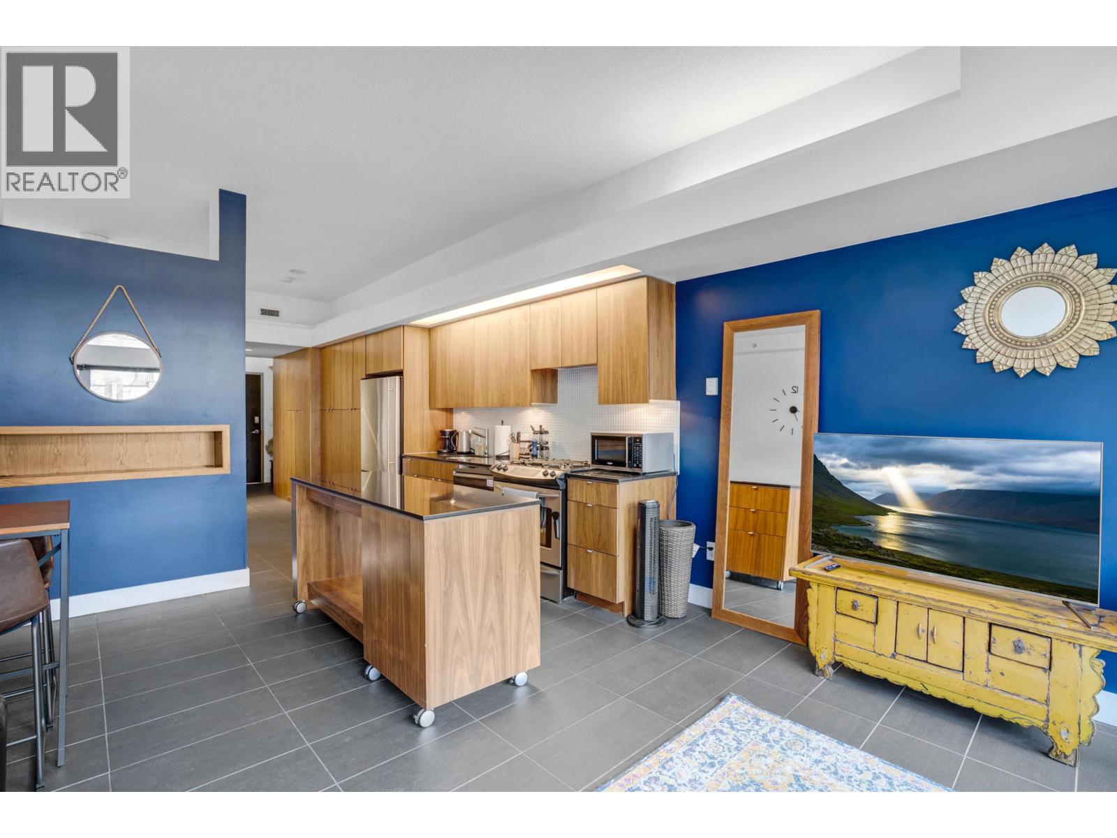 309 33 W Pender Street, Vancouver, British Columbia  V6B 0E5 - Photo 4 - R3085899