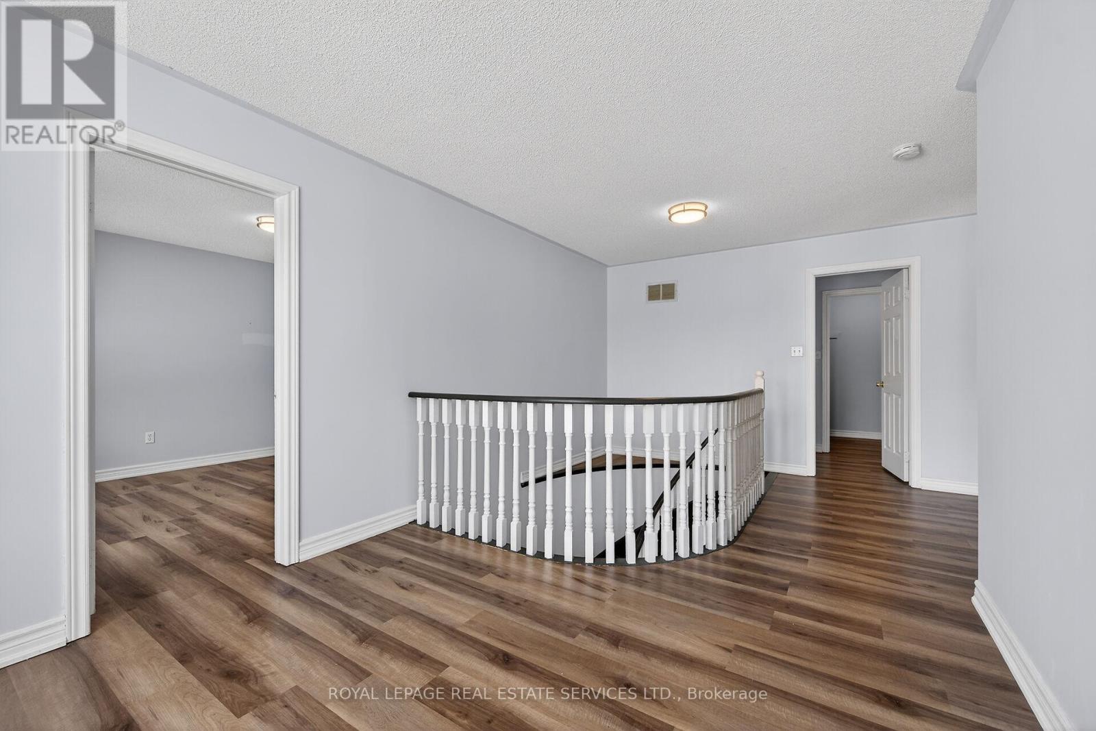 104 Inverhuron Trail, Oakville, Ontario  L6H 5Z4 - Photo 13 - W12629394