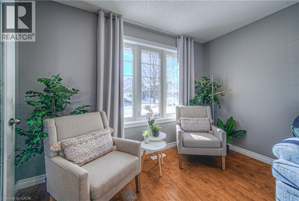 213 Falcon Drive, Woodstock, Ontario  N4T 1W5 - Photo 6 - 40802173