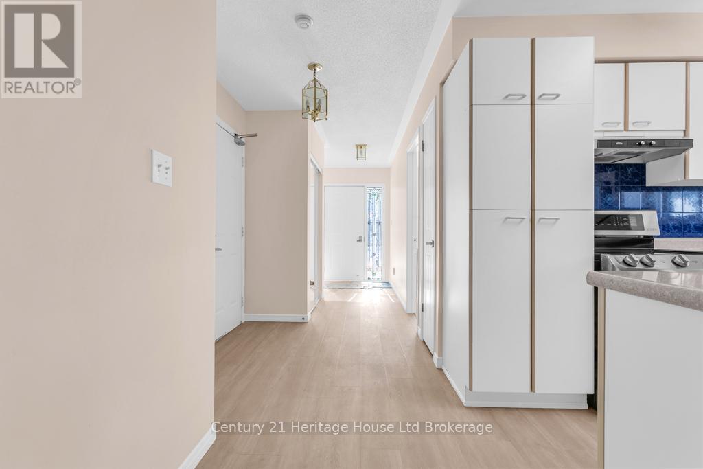 14 Mcdonald Court, Tillsonburg, Ontario  N4G 5L8 - Photo 9 - X12594848