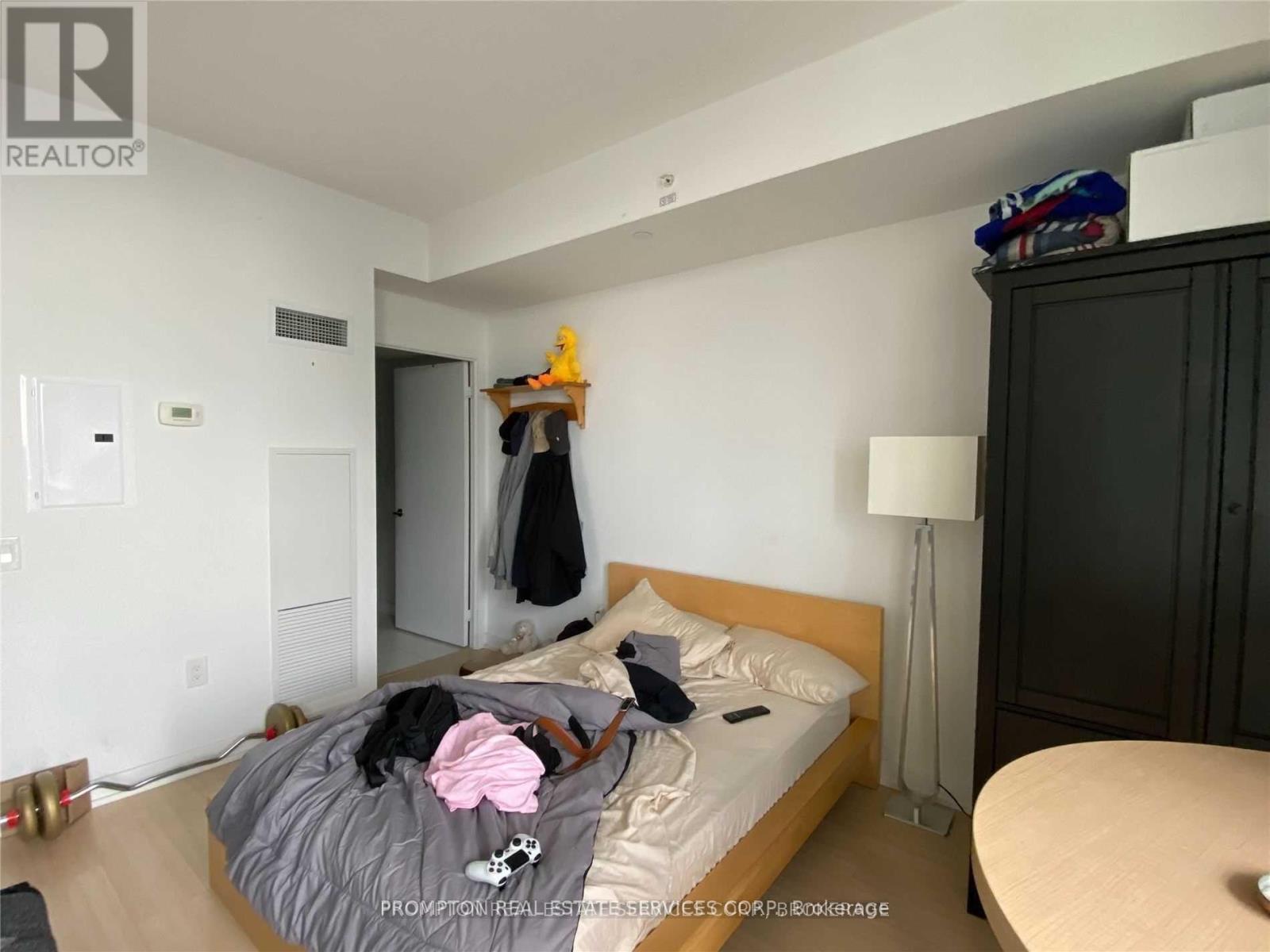 3009 - 75 Queens Wharf Road, Toronto, Ontario  M5V 0J8 - Photo 7 - C12752728