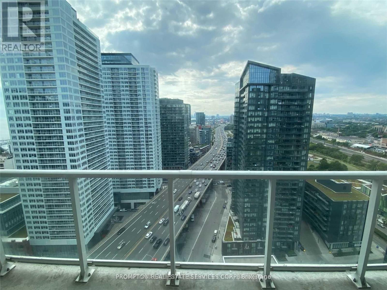 3009 - 75 Queens Wharf Road, Toronto, Ontario  M5V 0J8 - Photo 9 - C12752728