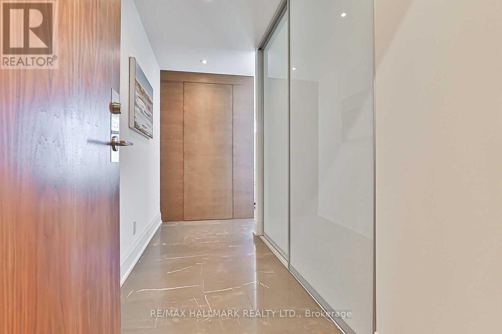 3104 - 1 Market Street, Toronto, Ontario  M5E 0A2 - Photo 4 - C12752770