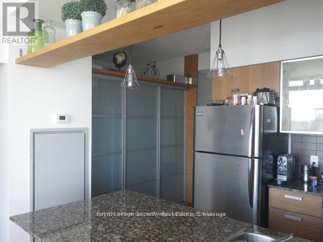 2808 - 38 Grenville Street, Toronto, Ontario  M4Y 1A5 - Photo 4 - C12752786