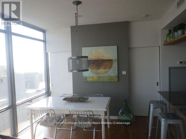 2808 - 38 Grenville Street, Toronto, Ontario  M4Y 1A5 - Photo 5 - C12752786