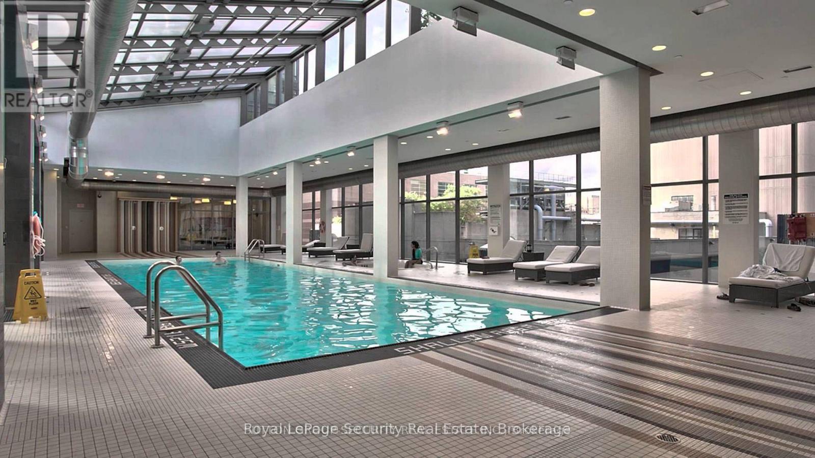 2808 - 38 Grenville Street, Toronto, Ontario  M4Y 1A5 - Photo 9 - C12752786