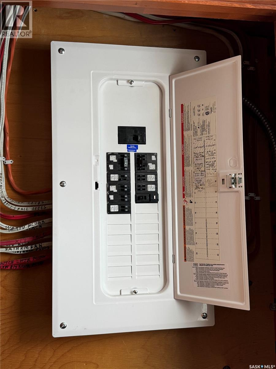 104 2nd Avenue W, Biggar, Saskatchewan  S0K 0M0 - Photo 20 - SK027825