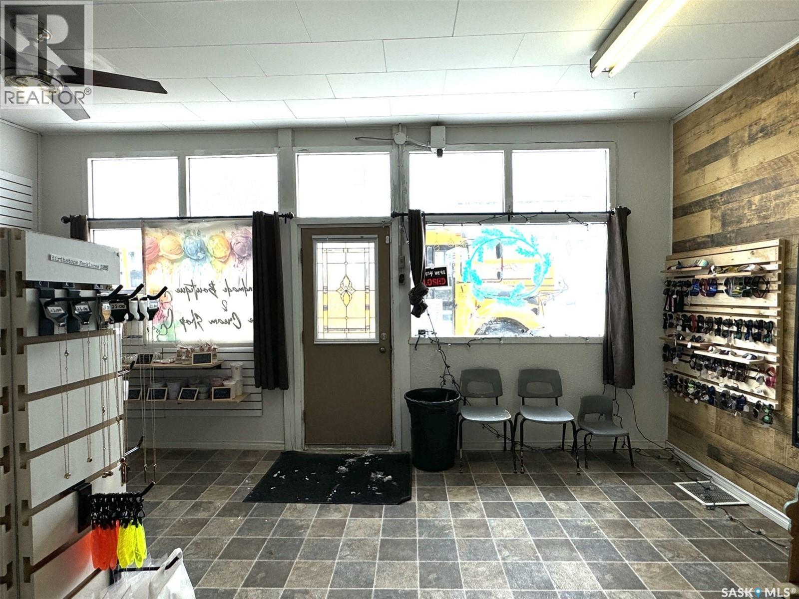 104 2nd Avenue W, Biggar, Saskatchewan  S0K 0M0 - Photo 3 - SK027825