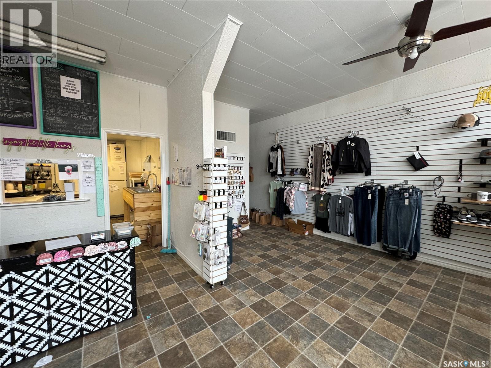 104 2nd Avenue W, Biggar, Saskatchewan  S0K 0M0 - Photo 6 - SK027825