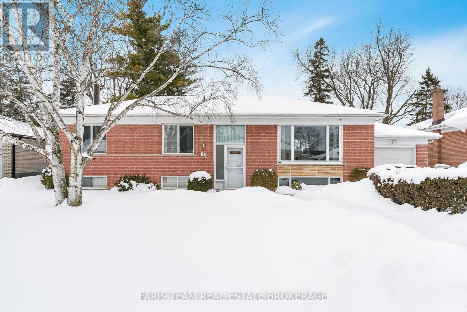 96 WILLIAM STREET, new tecumseth (alliston), Ontario