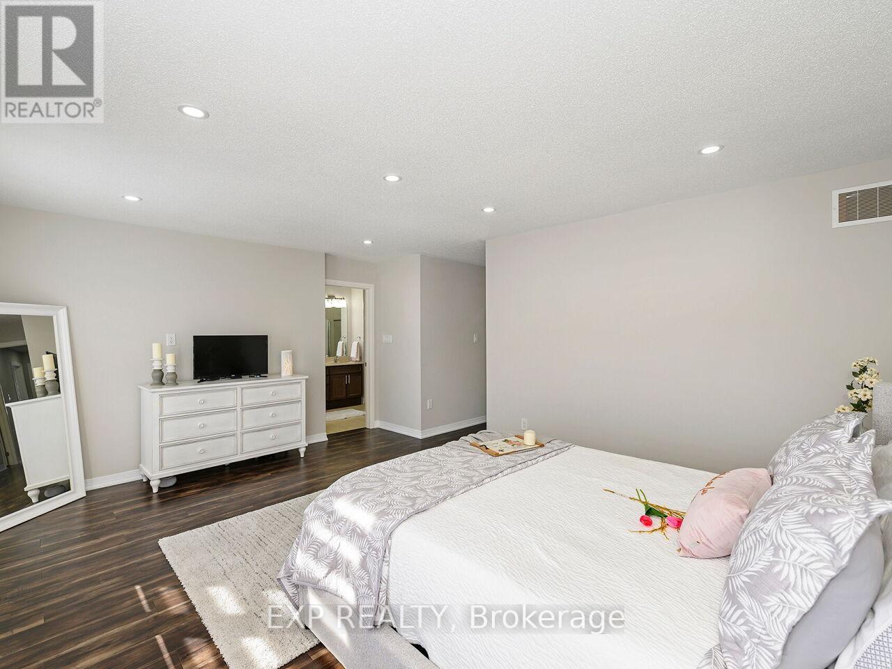 71 Donnan Drive, New Tecumseth, Ontario  L0G 1W0 - Photo 26 - N12752750