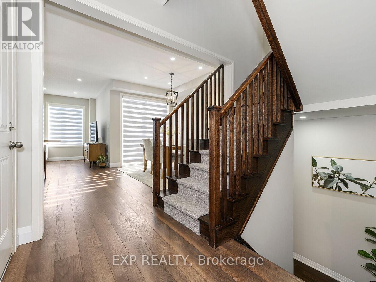 71 Donnan Drive, New Tecumseth, Ontario  L0G 1W0 - Photo 7 - N12752750