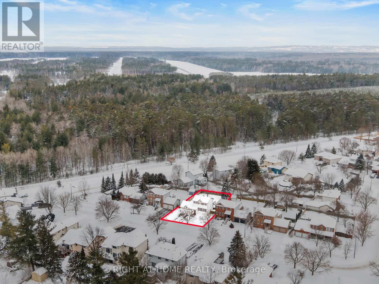 28 Forest Wood Drive, Essa, Ontario  L3W 0K5 - Photo 22 - N12752842