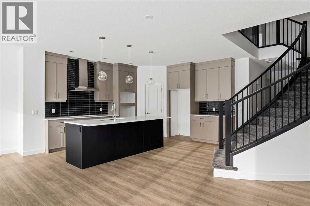 71 Silver Spruce Grove Sw, Calgary, Alberta  T2X 5M1 - Photo 13 - A2283470