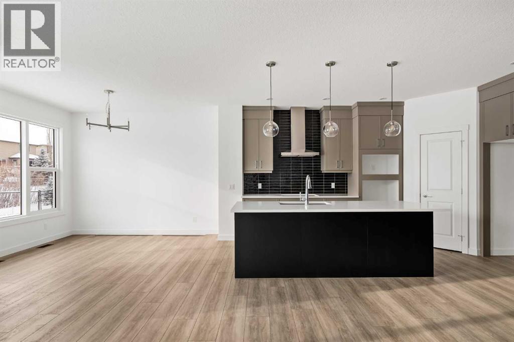 71 Silver Spruce Grove Sw, Calgary, Alberta  T2X 5M1 - Photo 15 - A2283470