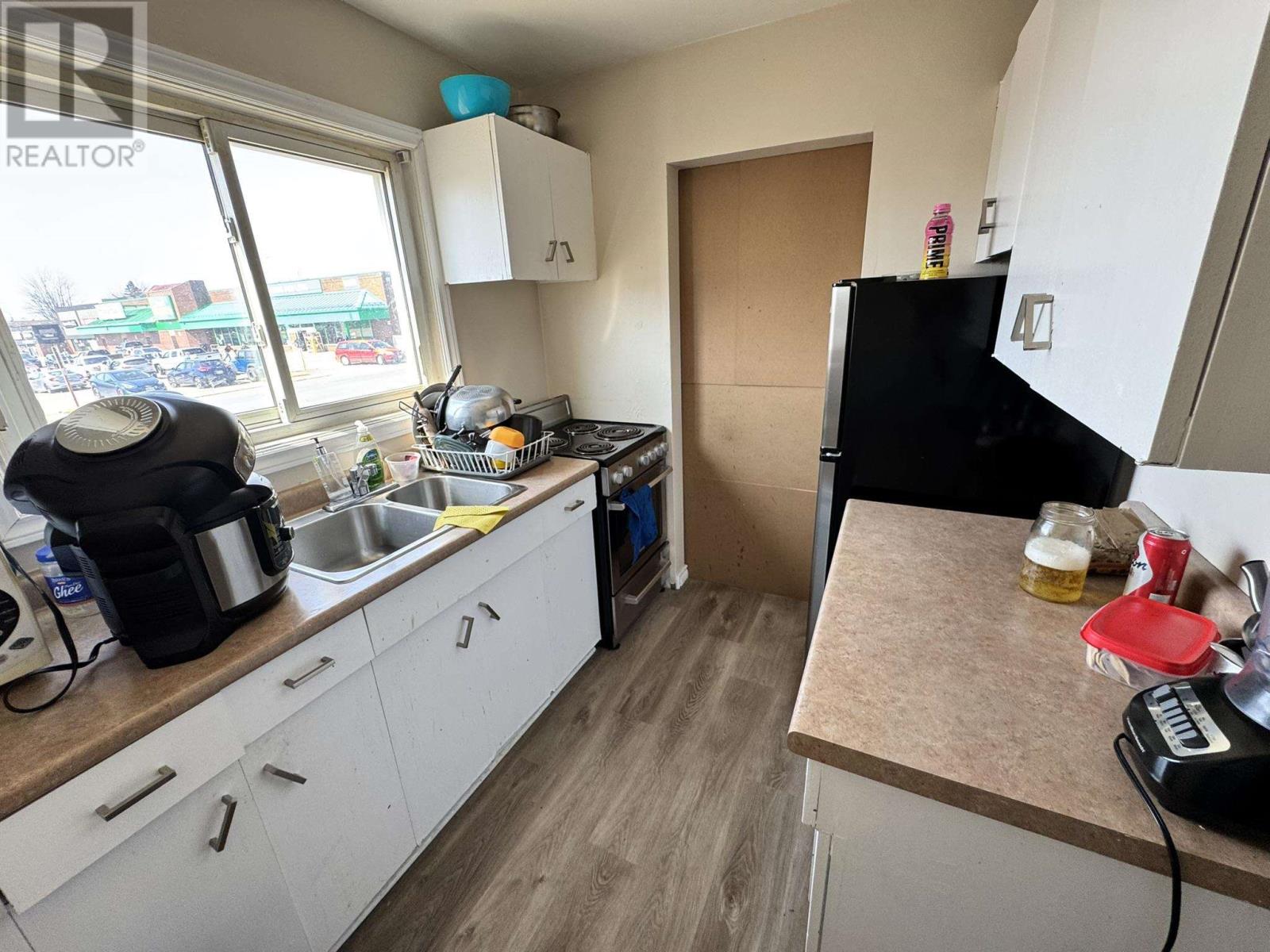 690 Pine St, Sault Ste. Marie, Ontario  P6B 3G1 - Photo 7 - SM260219