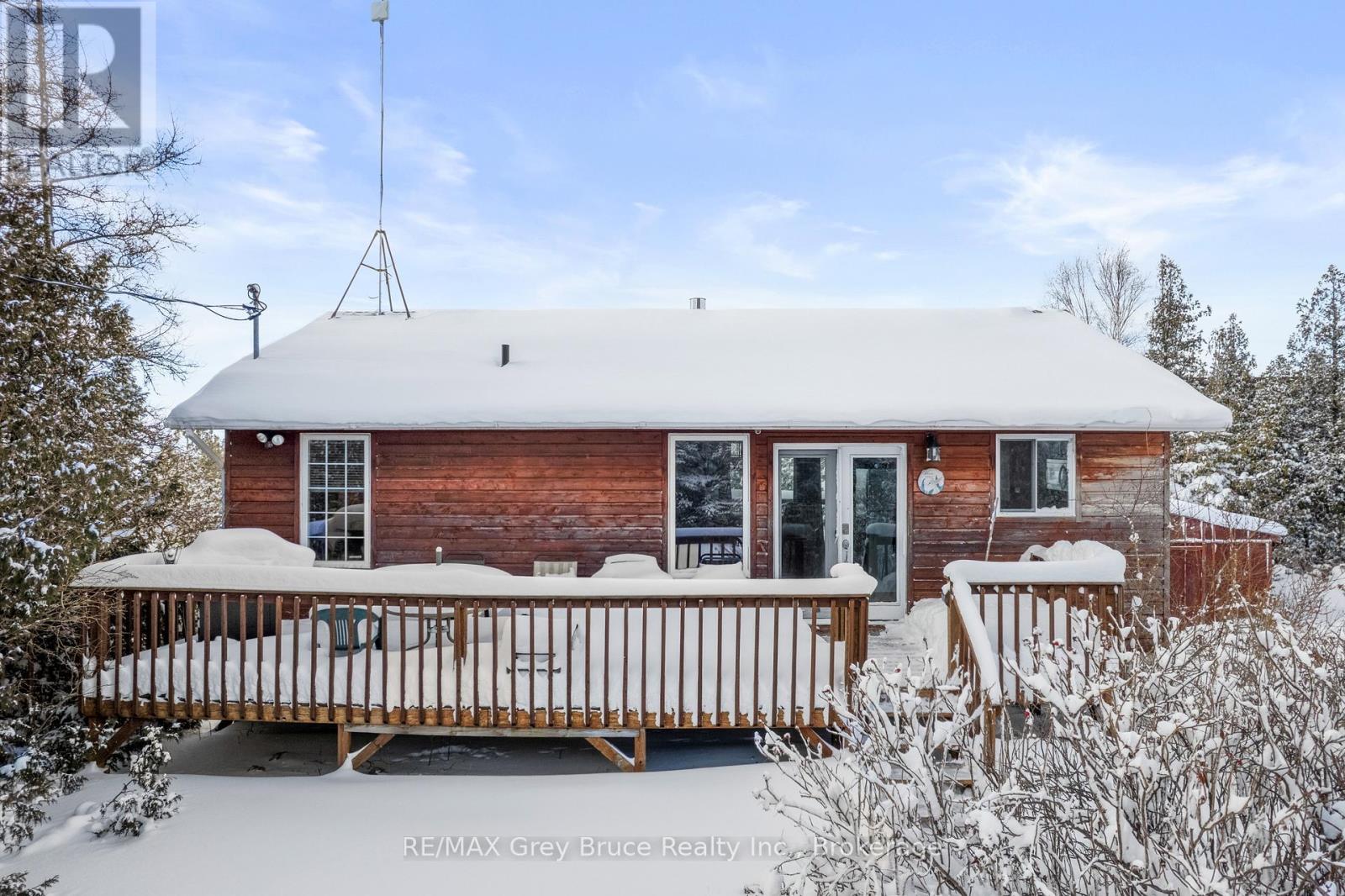 798 Dorcas Bay Road, Northern Bruce Peninsula, Ontario N0H 2R0 - Photo 12 - X12752890