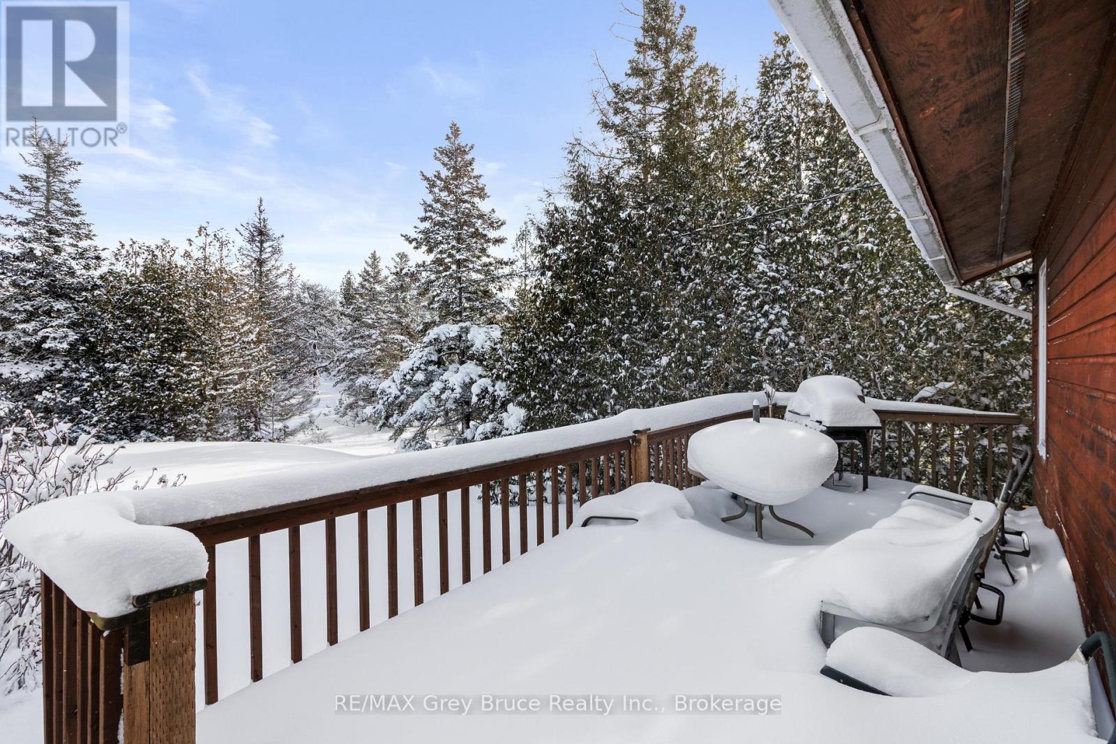 798 Dorcas Bay Road, Northern Bruce Peninsula, Ontario N0H 2R0 - Photo 14 - X12752890