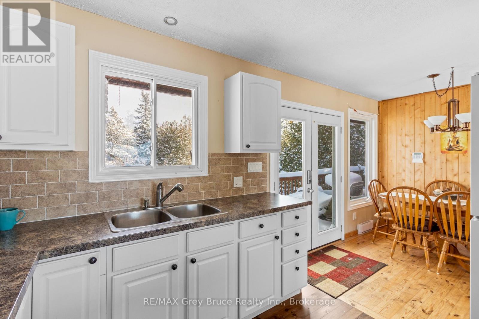 798 Dorcas Bay Road, Northern Bruce Peninsula, Ontario N0H 2R0 - Photo 19 - X12752890