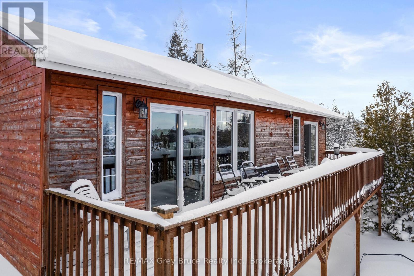 798 Dorcas Bay Road, Northern Bruce Peninsula, Ontario N0H 2R0 - Photo 39 - X12752890