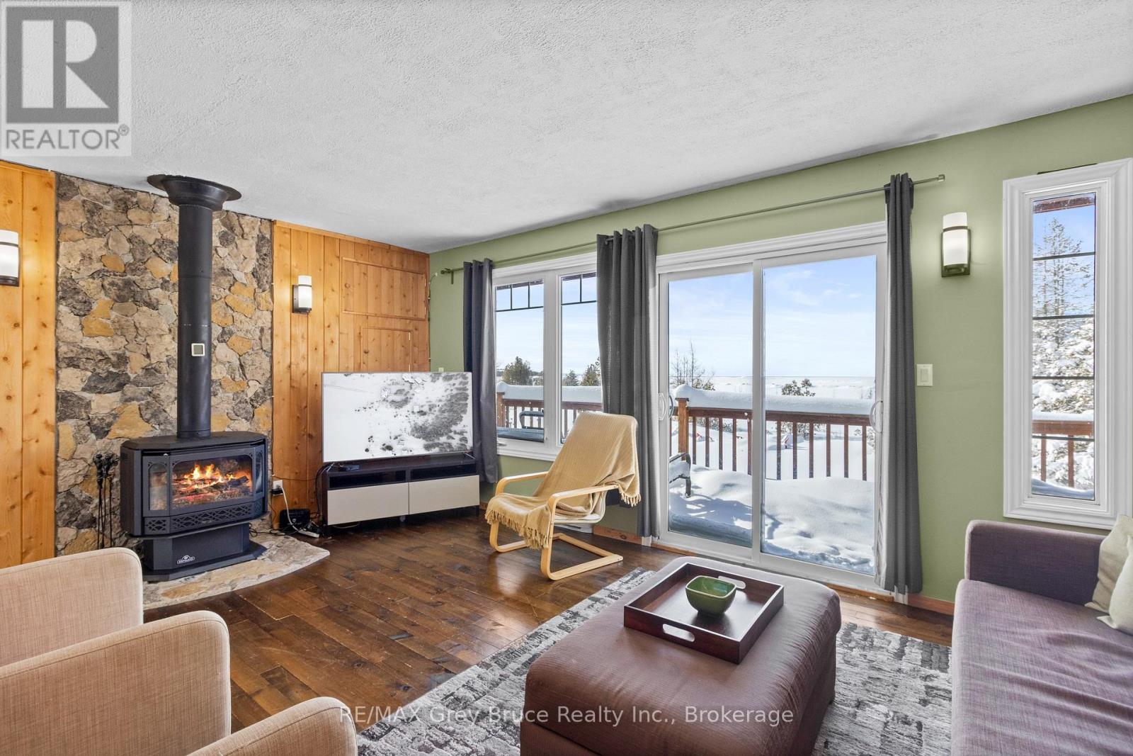 798 Dorcas Bay Road, Northern Bruce Peninsula, Ontario N0H 2R0 - Photo 5 - X12752890