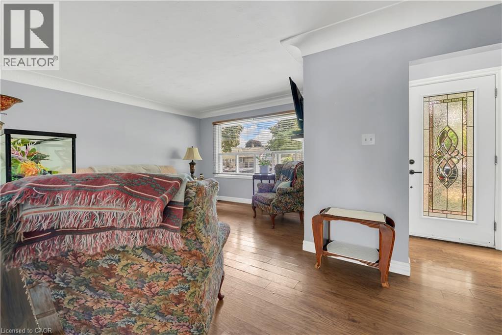 446 East 36th Street, Hamilton, Ontario  L8V 4A5 - Photo 7 - 40761310
