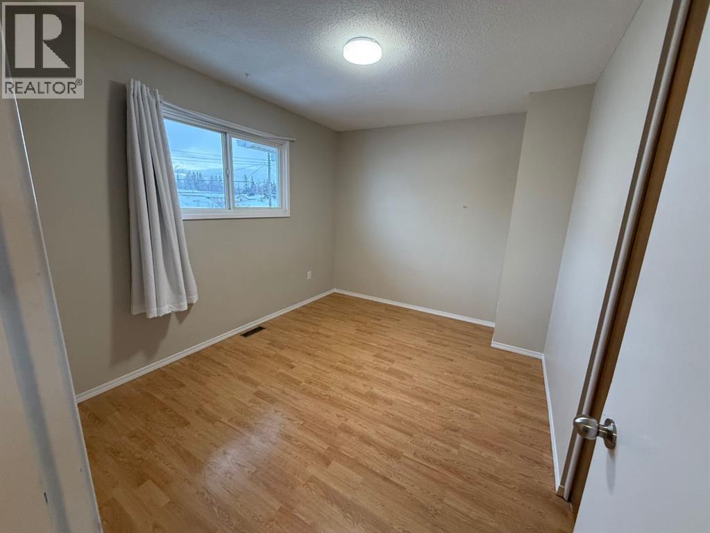 27, 441 Switzer Drive, Hinton, Alberta  T7V 1Z7 - Photo 12 - A2267409